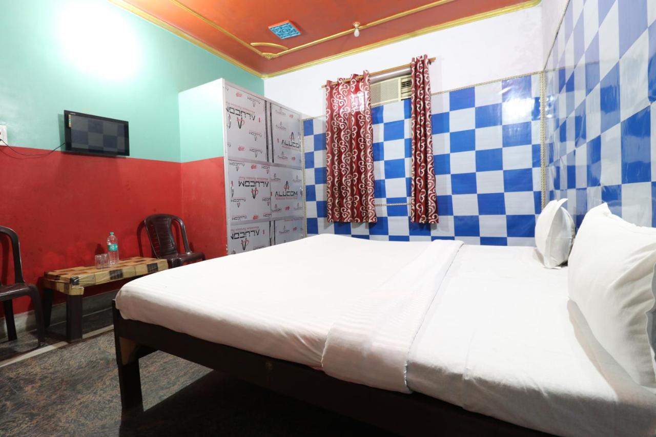 Oyo 27695 Hotel Relation Kanpur Eksteriør billede
