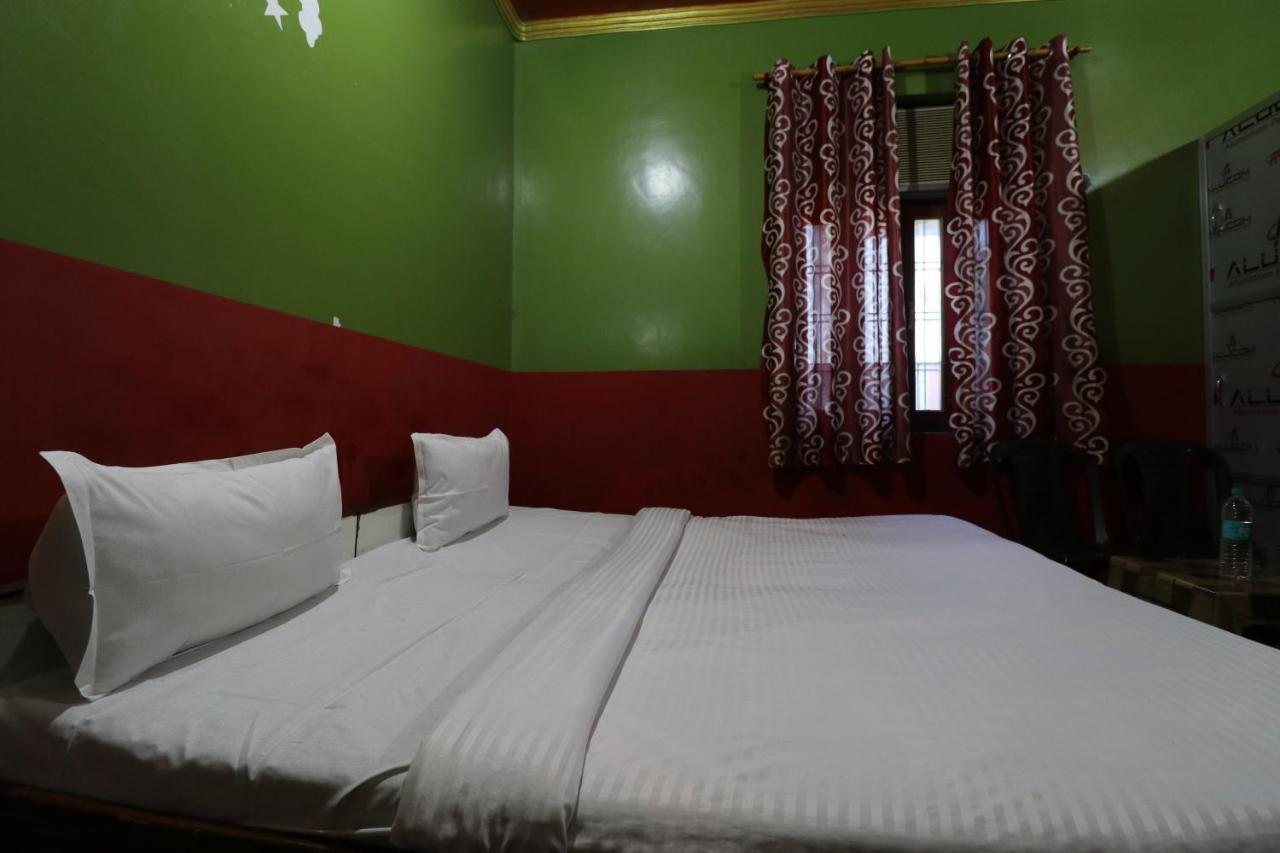 Oyo 27695 Hotel Relation Kanpur Eksteriør billede