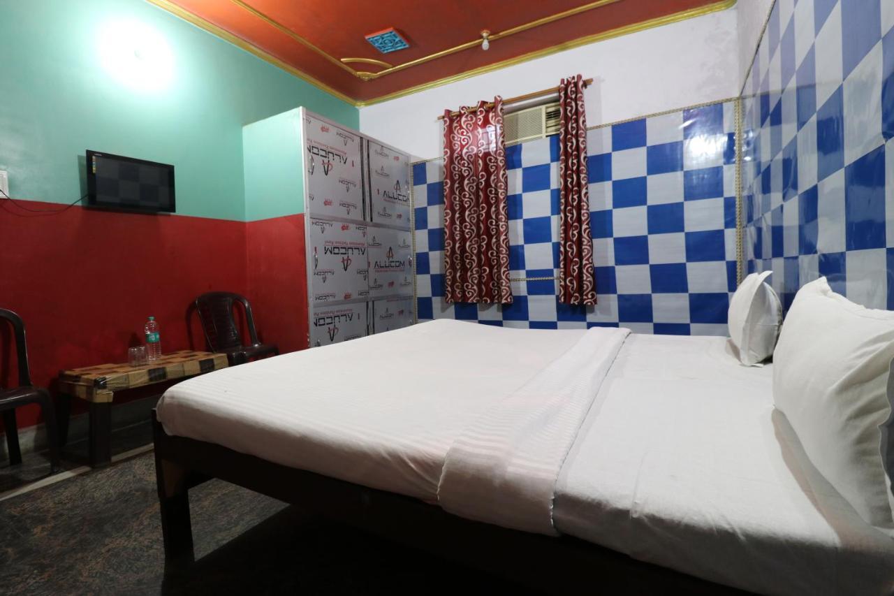 Oyo 27695 Hotel Relation Kanpur Eksteriør billede