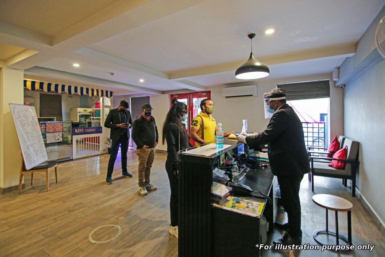Oyo 27695 Hotel Relation Kanpur Eksteriør billede