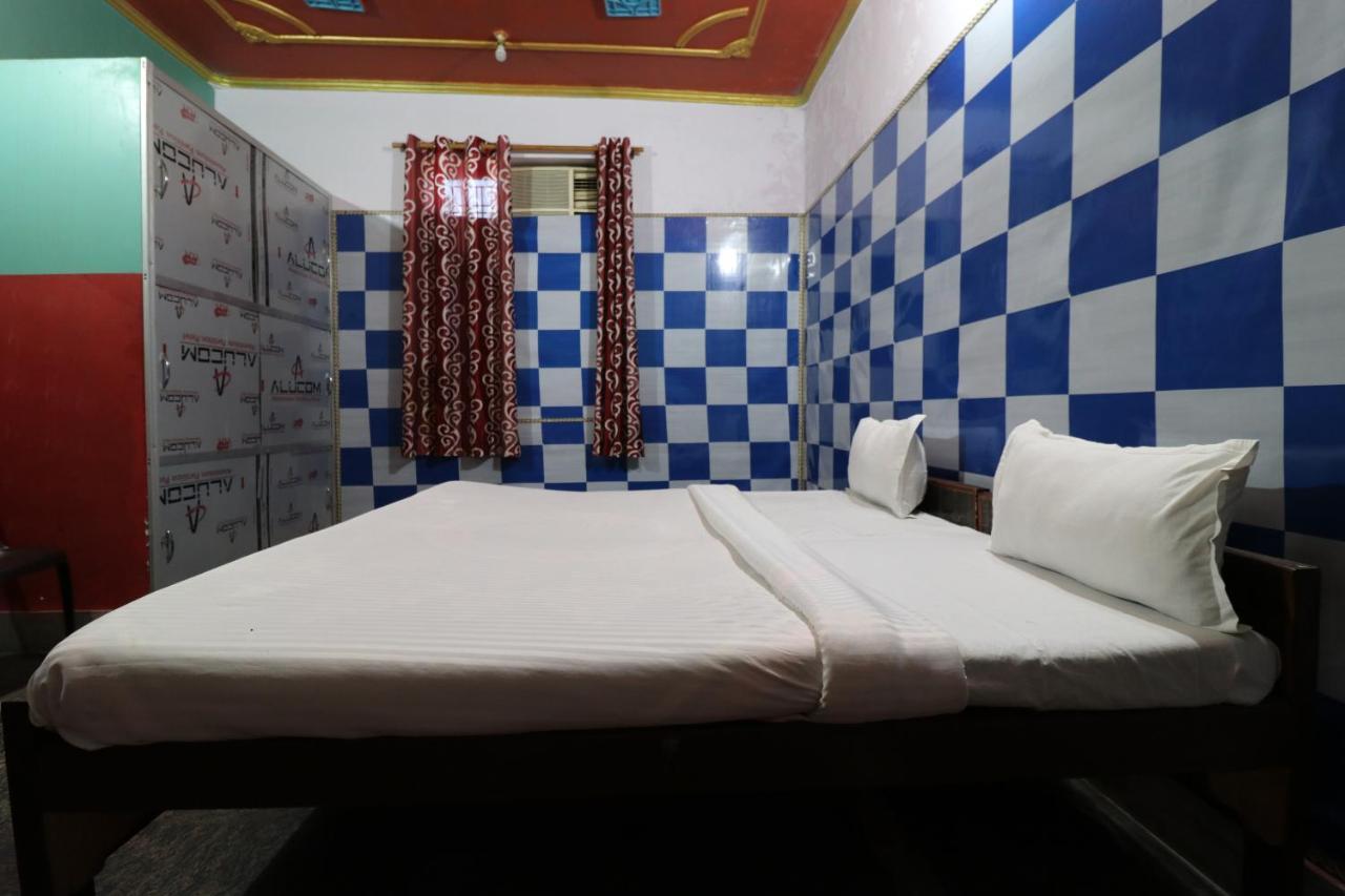 Oyo 27695 Hotel Relation Kanpur Eksteriør billede