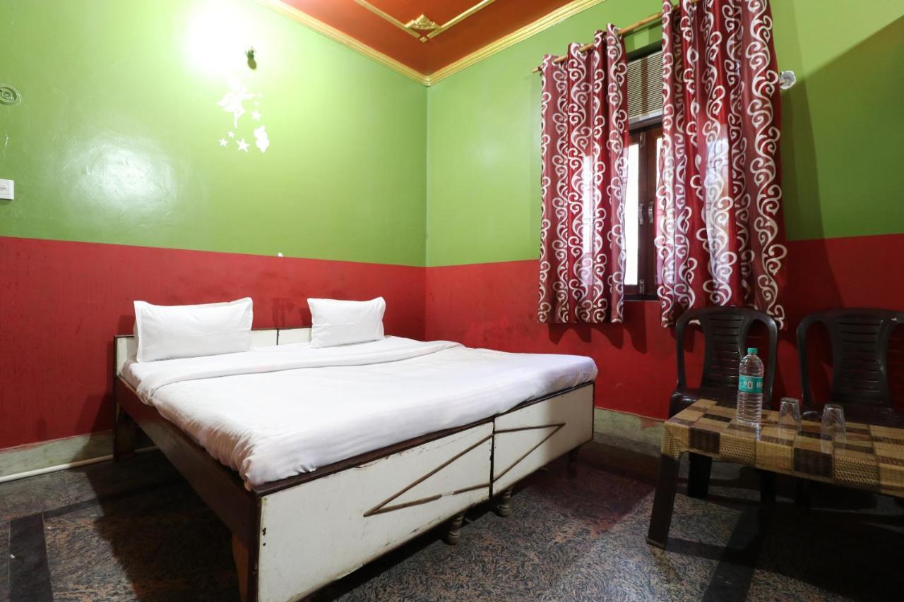 Oyo 27695 Hotel Relation Kanpur Eksteriør billede